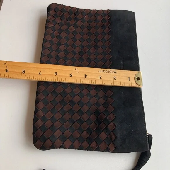Bottega Veneta Intrecciato Brown Black Woven Suede Leather Wristlet Clutch Bag - Picture 10 of 12